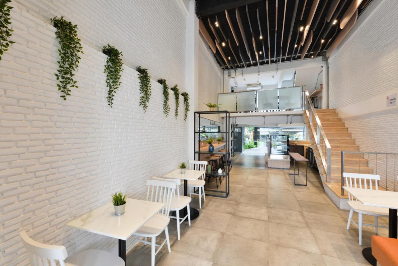 Aspira One Sutthisan Khách sạn 4*